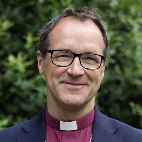 The Right Reverend Dr Graham Tomlin's avatar